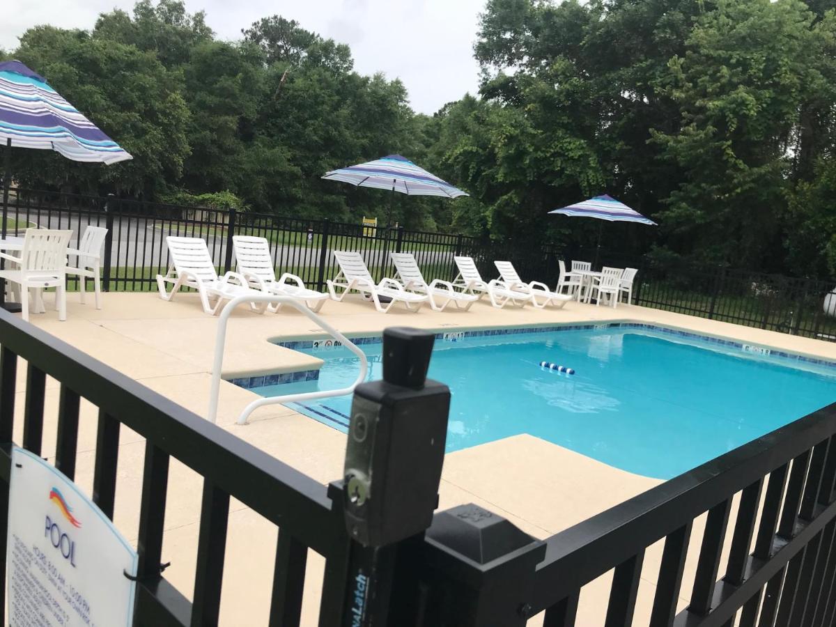 Baymont By Wyndham Lake Park Valdosta I75 Eksteriør billede