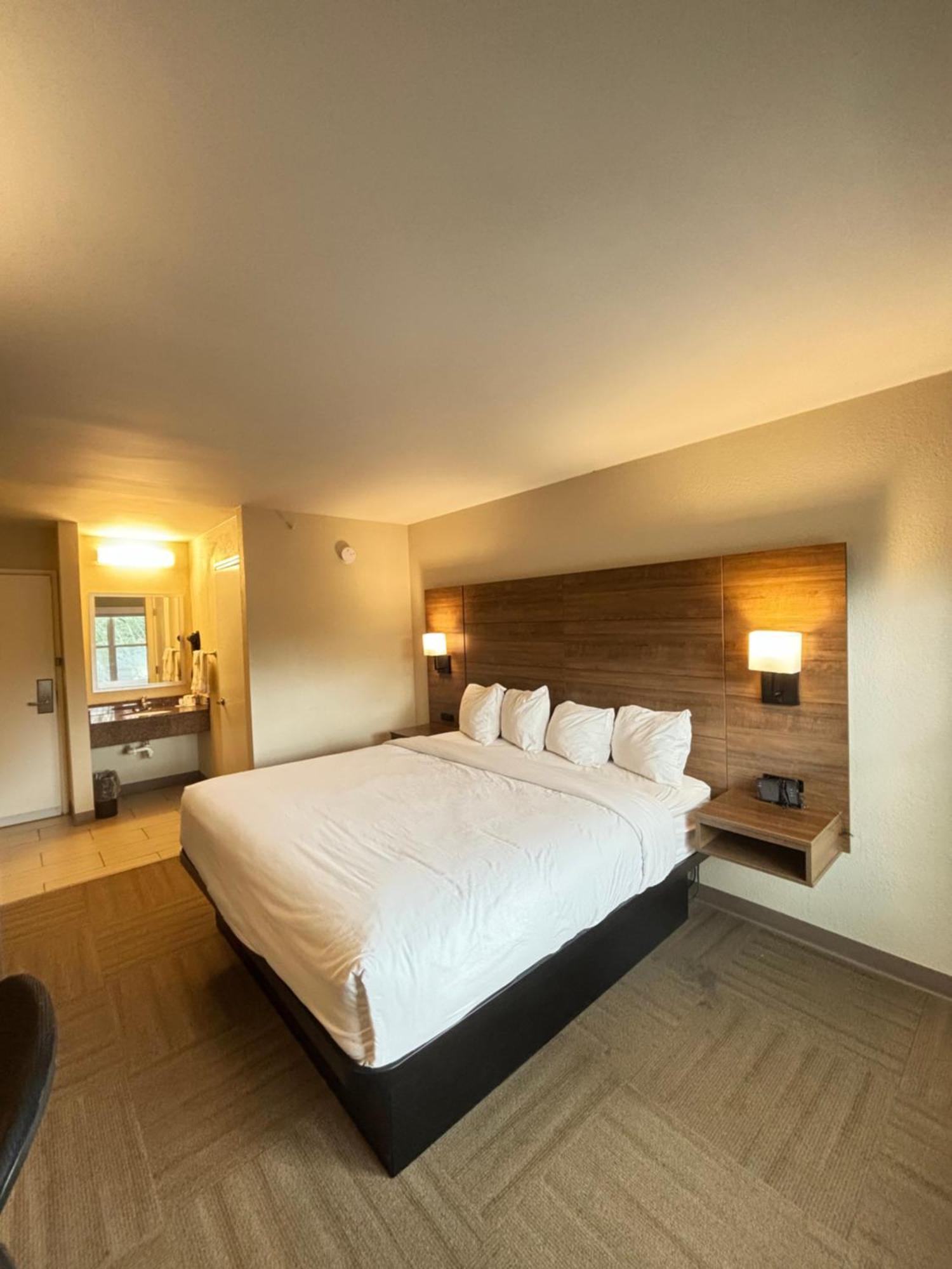 Baymont By Wyndham Lake Park Valdosta I75 Eksteriør billede